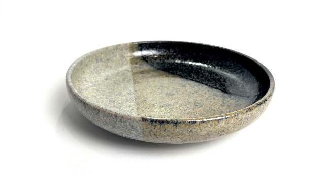 Set di Piatti in Ceramica Giapponese della Collezione Oboro