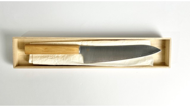 YURI SANTOKU SHIZU HAMONO: Un Coltello Multifunzione per Ogni Cucina