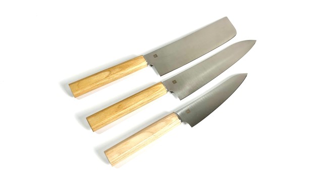 Set di 3 Coltelli Shizu Hamono Serie Yuri- Perfezione Giapponese