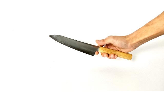 YURI SANTOKU SHIZU HAMONO: Un Coltello Multifunzione per Ogni Cucina